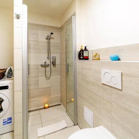 Old Town Loft 5b
